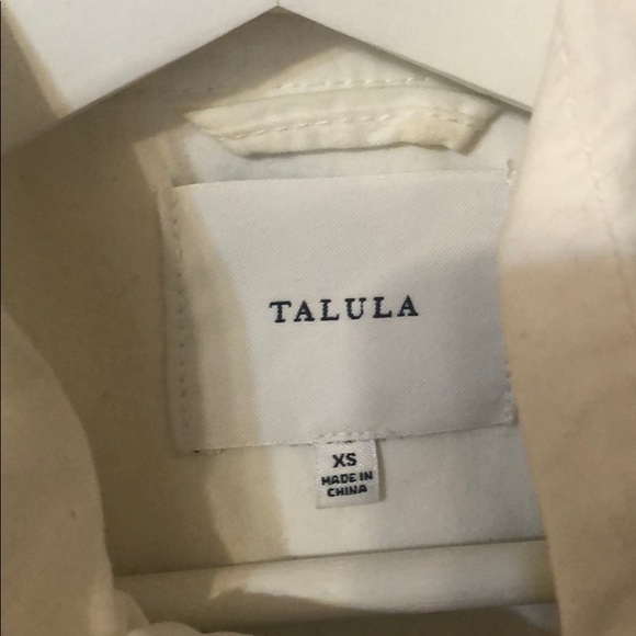 Aritzia (Talula) White Jacket - Picture 5 of 5